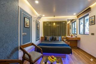 Revking--Hotel Angel Pink B58 & Premium Rooms At Kaushambi 3-star Hotel l Kaushambi, Ghaziabad - 1