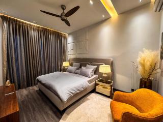 Luxury Designer Rooms P6 - Grace Hosting - 9