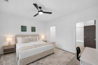 Stylish 1Br Retreat in Frisco. Pool, Gym, Wi-Fi - 1