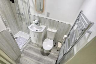 Riverside House - 6