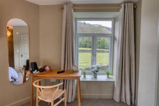 Riverside House - 5