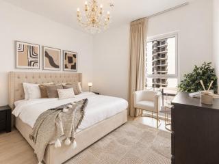 Yas canal 1 -1BR | Balcony, F1 + Park Deals - 2