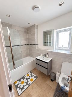 Gutu-Luxe-Stay - 4
