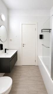 Ground Floor Parfum Private Heated pool 3BR - 5