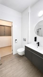 Ground Floor Parfum Private Heated pool 3BR - 7