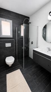 Ground Floor Parfum Private Heated pool 3BR - 2