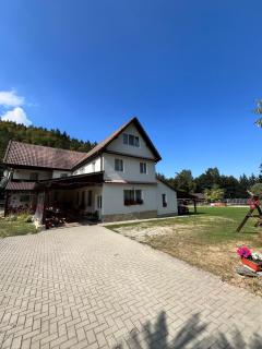 Pensiunea Colții Brezei - 9