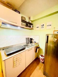 Cozy Seawind 1BR Near Airport and SM Lanang - 2