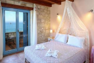 Beachfront villa Aqua Marine with private pool,ping-pong & BBQ - 4