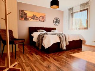 DreamHouse Rooms-Apartments - 9