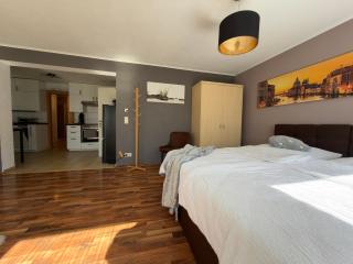 DreamHouse Rooms-Apartments - 4