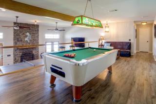 Lakefront Family Home w/ Views & Deck in Mabank! - 3