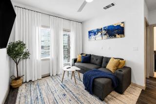 Modern 1BR McKinney. Pool and Parking - 9
