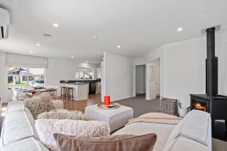 Helmstead Cottage - Arrowtown Holiday Home - 5