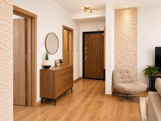 Sea-View 1BR Near Dentaprime w/ Free Parking - 7