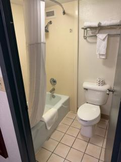Royal Inn - 2