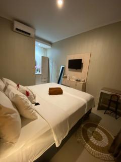 Queen’s Villa - 7