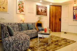 Foxtail by Poit Stays Hill View 2BHK Rajpur Road - 7