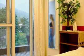 Foxtail by Poit Stays Hill View 2BHK Rajpur Road - 4