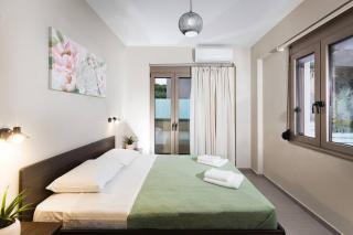 Family-Friendly Villa Elea Mare with Private Pool & BBQ - 5