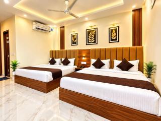 Shaurya Inn - 2 min walk Near Golden Temple - 6