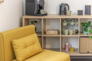 Spacious 7-Guest Apartment In Central Bologna - 4
