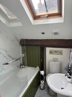 Fryers Cottage Wirksworth, a traditional yet stylish 2-bedroom Peak District cottage - 1