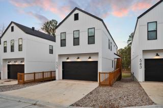 WW:Lakefront-Private Dock&15 mins to Oaklawn -  - 8