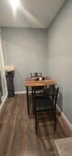 2 Bedroom Basement Suite with Private Entry and free Parking near Costco Regent - 3