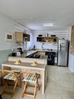 Entire Apartment, 2 blocks from the Beach, Near Ilha do Mel - 2