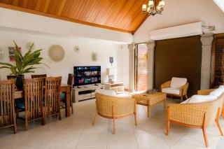 Stunning Villa in Grand Baie with Private Pool - 2