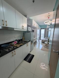 Alexandra Staycation by Lush Residence - 3