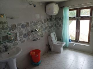 Snow Peaks View Homestay - 9