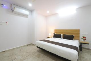 Hotel Living Tree Alwal - 2