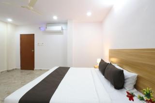 Hotel Living Tree Alwal - 4
