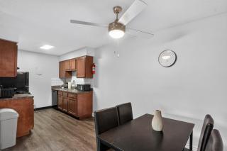 Bright & Comfortable Furnished Apartment - 1