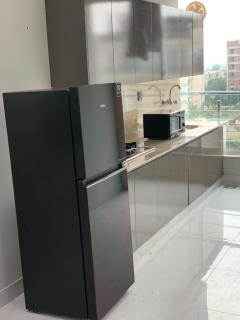Furnished Luxury Apartment Self Check-in Fast Wifi Free Parking - 7