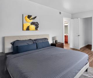 Comfortable Furnished Home Away from Home - 5