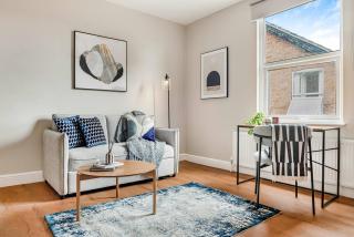 Luxury 2-Bed Flat Heart of West Bridgeford - 9