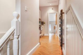 Luxury 2-Bed Flat Heart of West Bridgeford - 5