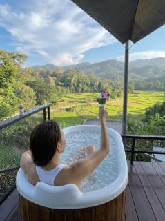 2Someplace Resort - 7