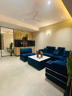 The Blue Luxe Stay - 0