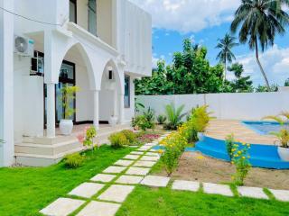 Roffy Apartments Zanzibar - 9