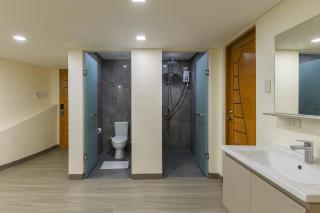 Rianne Hotel and Suites - 5