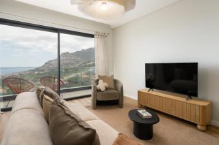 Saraiva Hills II by an island apart - 8