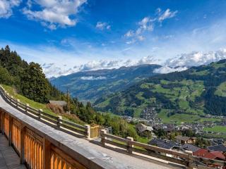 PANORAMA Zillertal - Design Loft with Terrace & Mountain View - 3