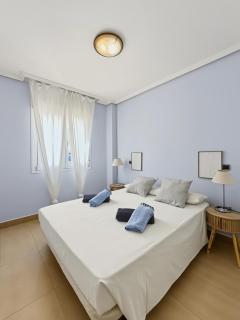 Golf & Oasis Pool Apartment by CALA - 4