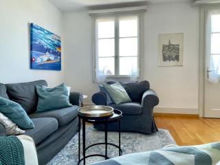 Amazing View with Balcony and free Parking - 7
