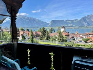 Amazing View with Balcony and free Parking - 4