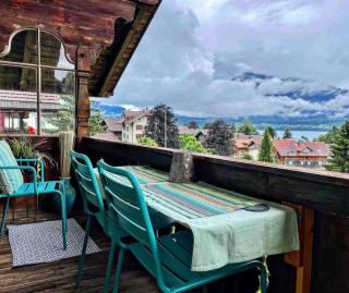 Amazing View with Balcony and free Parking - 1